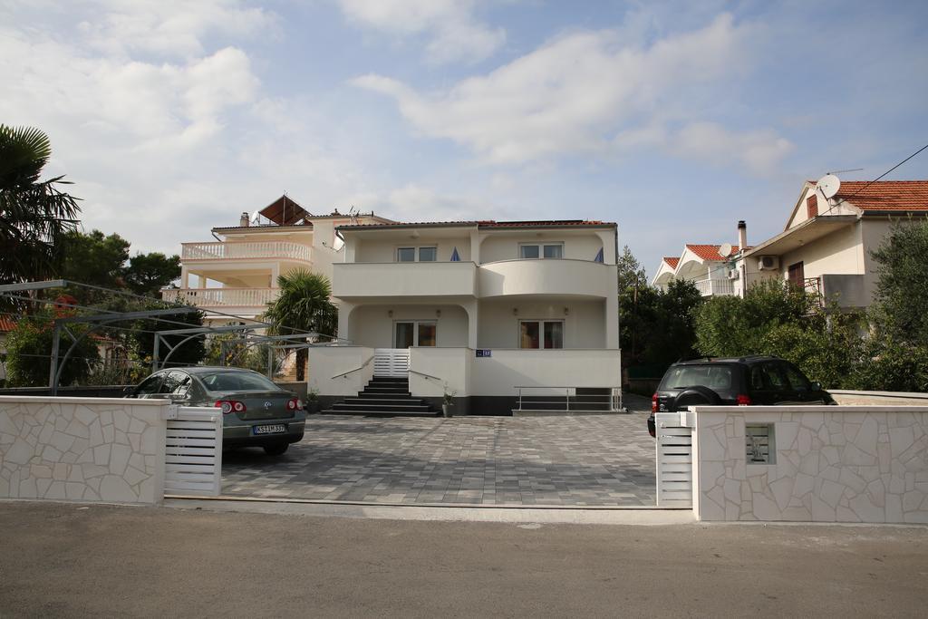 Apartments Gabrijel 沃迪切 外观 照片