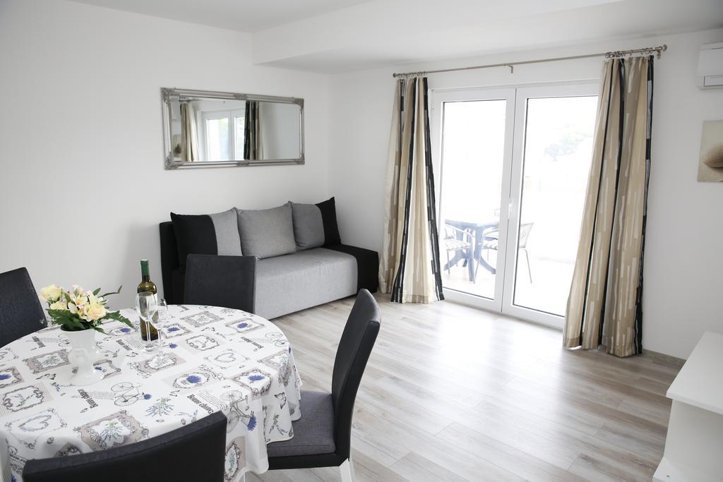 Apartments Gabrijel 沃迪切 外观 照片