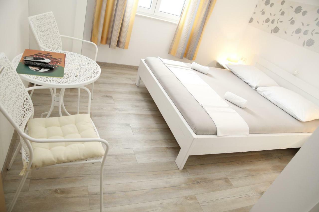 Apartments Gabrijel 沃迪切 客房 照片